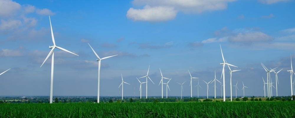 vetrne-elektrarn-sluzby.jpg